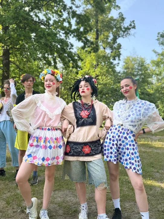 Росинка, Фотогалерея 1 смена