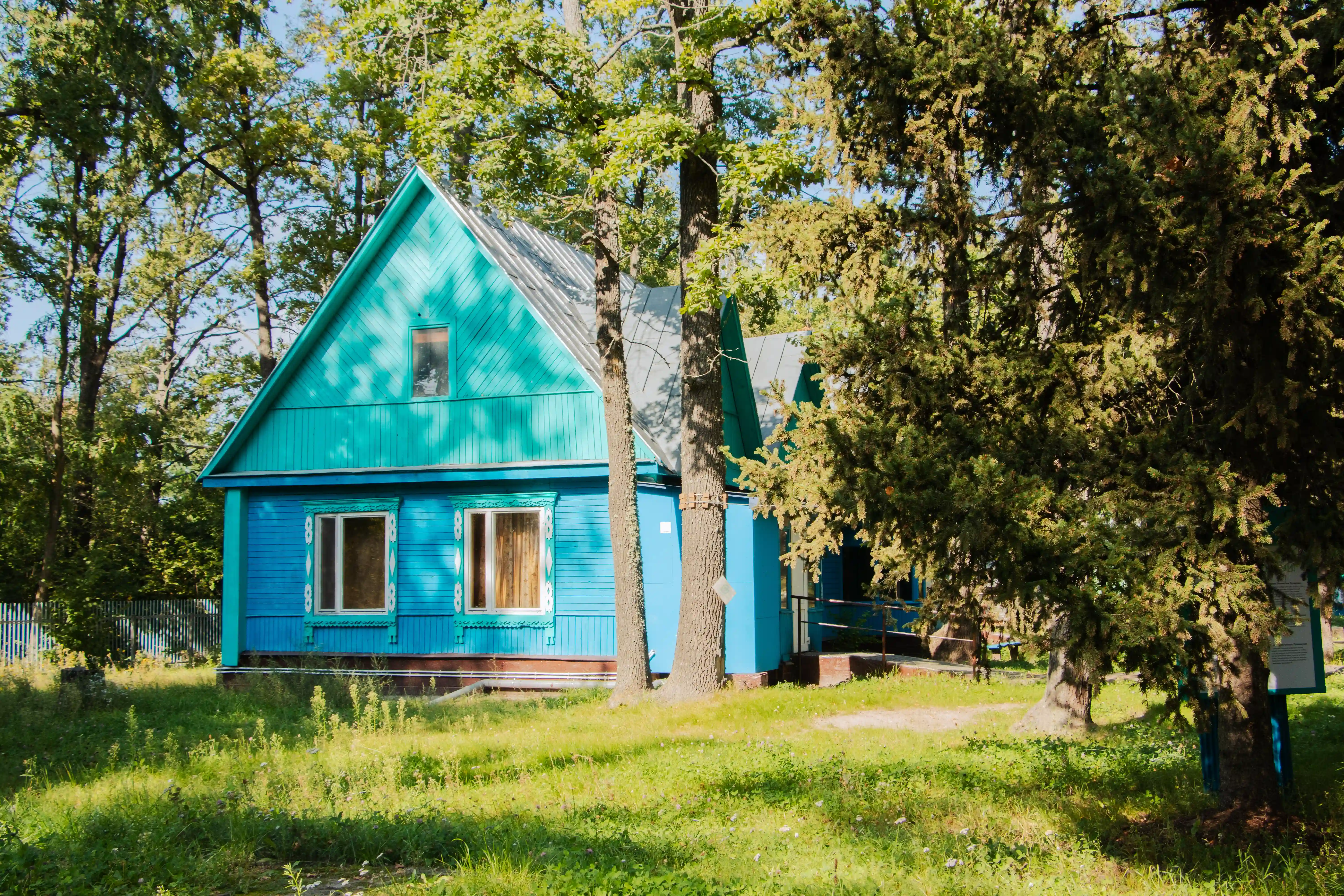 Росинка, инфраструктура