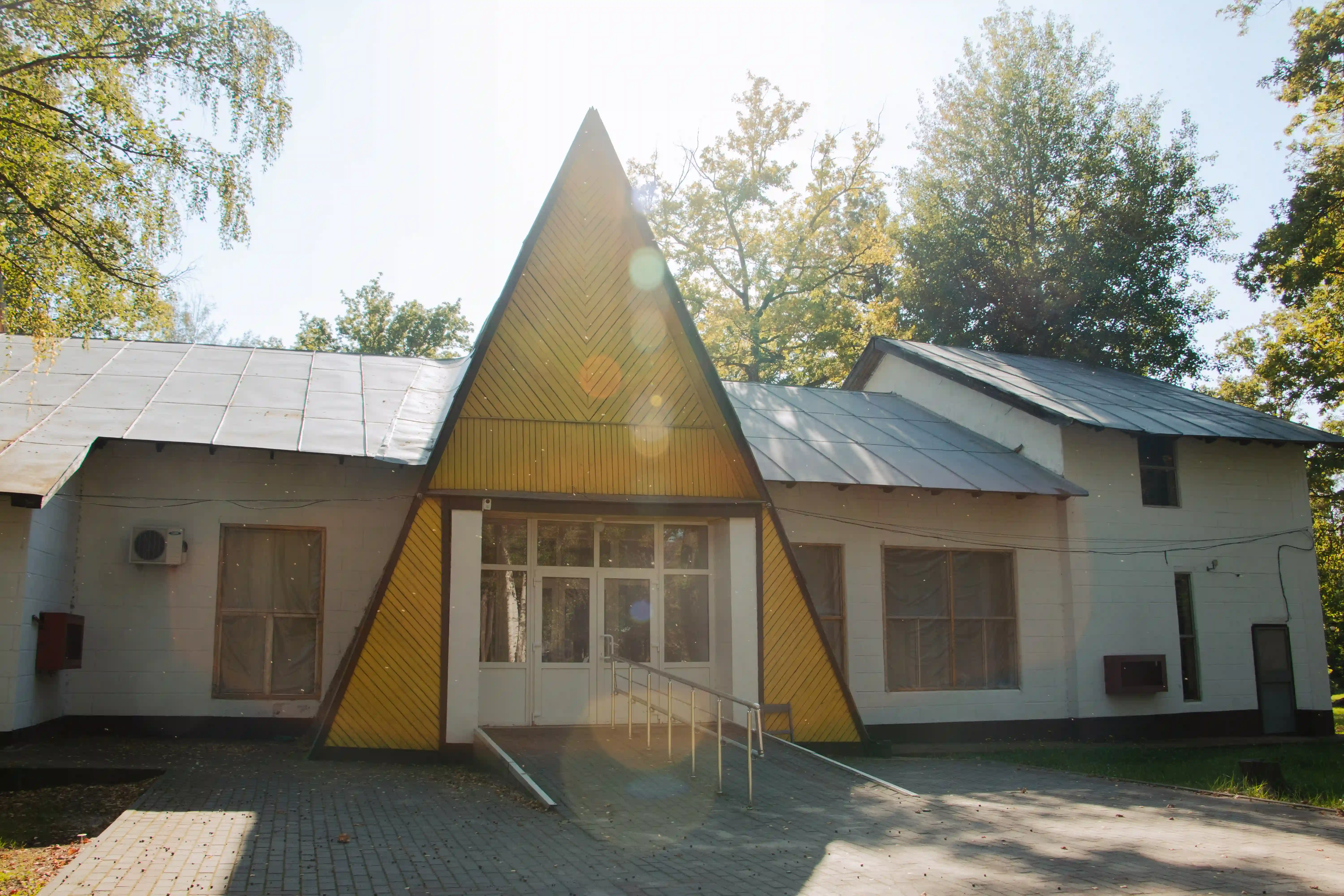 Росинка, инфраструктура